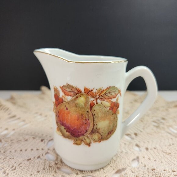 Vintage Creamer White with Pears Gold Lustre Around the Rim & Handle Japan - Picture 2 of 9